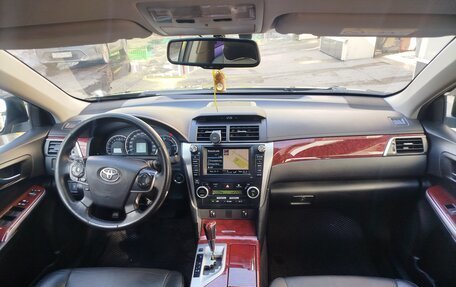 Toyota Camry, 2014 год, 1 695 000 рублей, 12 фотография