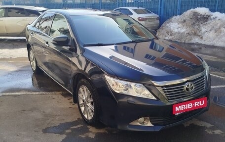 Toyota Camry, 2014 год, 1 695 000 рублей, 3 фотография