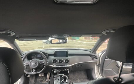 KIA Stinger I, 2020 год, 2 450 000 рублей, 11 фотография