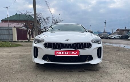 KIA Stinger I, 2020 год, 2 450 000 рублей, 2 фотография