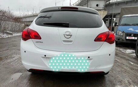 Opel Astra J, 2010 год, 635 000 рублей, 4 фотография