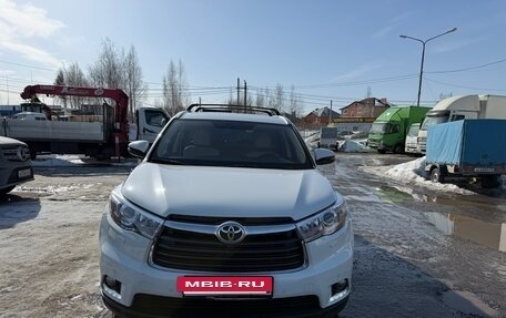 Toyota Highlander III, 2014 год, 2 950 000 рублей, 3 фотография