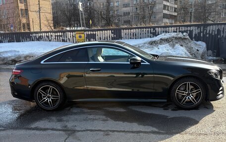 Mercedes-Benz E-Класс, 2017 год, 3 590 000 рублей, 3 фотография