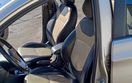 Hyundai Solaris II рестайлинг, 2011 год, 720 000 рублей, 13 фотография