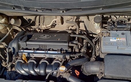 Hyundai Solaris II рестайлинг, 2011 год, 720 000 рублей, 17 фотография