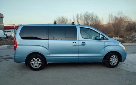 Hyundai Grand Starex Grand Starex I рестайлинг 2, 2011 год, 1 800 000 рублей, 7 фотография