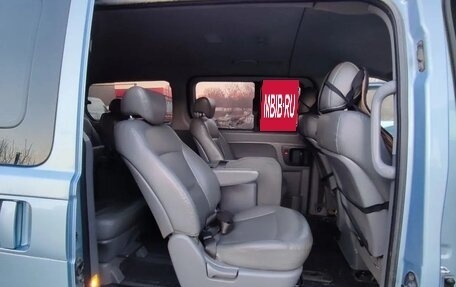 Hyundai Grand Starex Grand Starex I рестайлинг 2, 2011 год, 1 800 000 рублей, 15 фотография