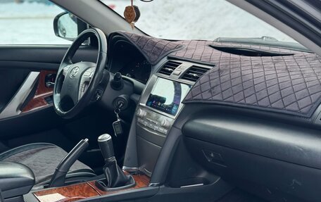 Toyota Camry, 2010 год, 1 200 000 рублей, 11 фотография