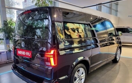 Volkswagen Multivan T6 рестайлинг, 2024 год, 11 998 000 рублей, 4 фотография