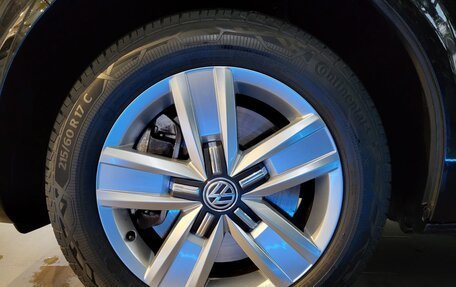 Volkswagen Multivan T6 рестайлинг, 2024 год, 11 998 000 рублей, 8 фотография