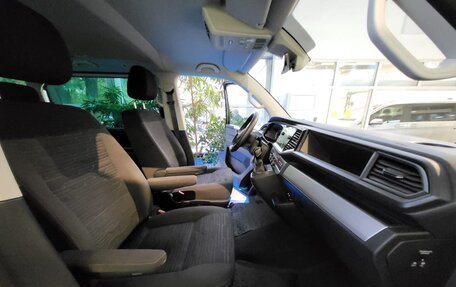 Volkswagen Multivan T6 рестайлинг, 2024 год, 11 998 000 рублей, 11 фотография