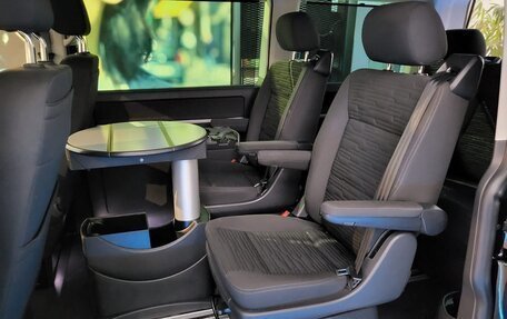 Volkswagen Multivan T6 рестайлинг, 2024 год, 11 998 000 рублей, 21 фотография