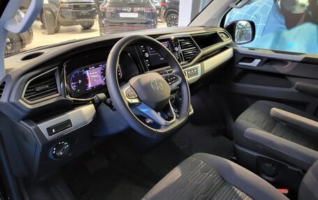 Volkswagen Multivan T6 рестайлинг, 2024 год, 11 998 000 рублей, 9 фотография