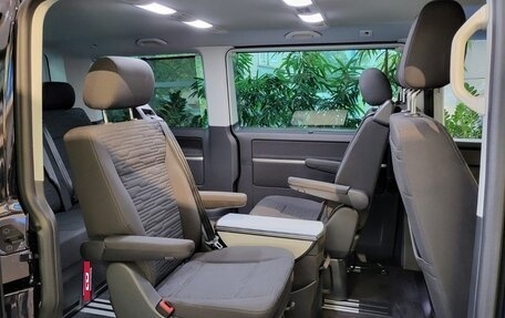 Volkswagen Multivan T6 рестайлинг, 2024 год, 11 998 000 рублей, 19 фотография