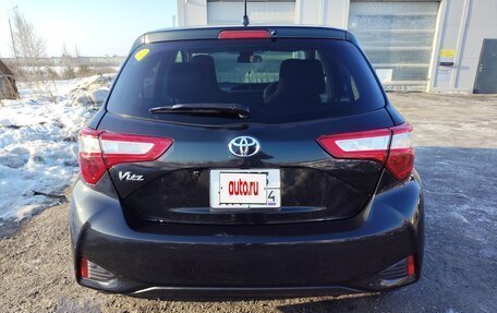 Toyota Vitz, 2018 год, 980 000 рублей, 4 фотография