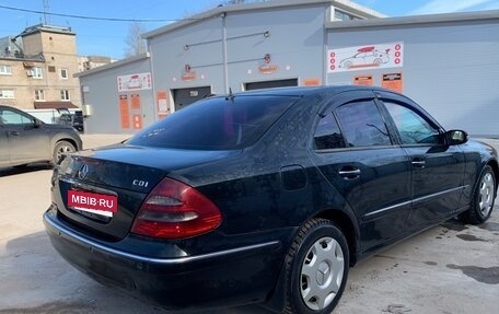 Mercedes-Benz E-Класс, 2004 год, 750 000 рублей, 2 фотография