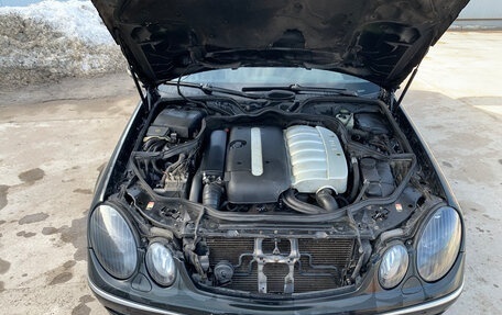 Mercedes-Benz E-Класс, 2004 год, 750 000 рублей, 7 фотография