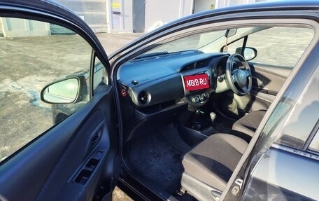 Toyota Vitz, 2018 год, 980 000 рублей, 14 фотография