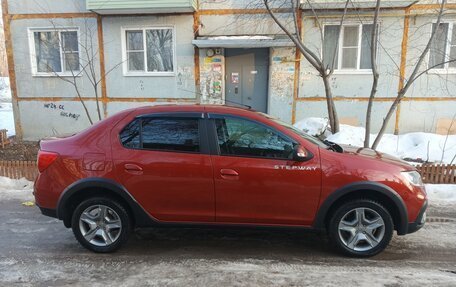 Renault Logan II, 2019 год, 1 400 000 рублей, 2 фотография