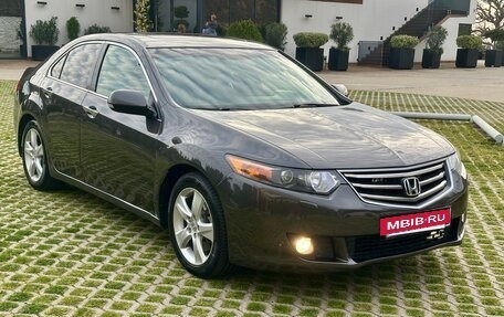 Honda Accord VIII рестайлинг, 2008 год, 750 000 рублей, 38 фотография