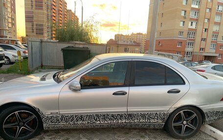 Mercedes-Benz C-Класс, 2002 год, 230 000 рублей, 2 фотография