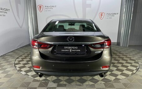 Mazda 6, 2017 год, 1 950 000 рублей, 3 фотография