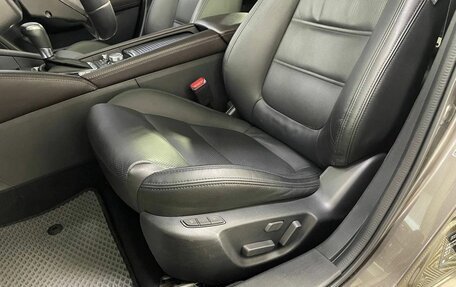 Mazda 6, 2017 год, 1 950 000 рублей, 10 фотография