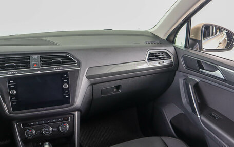 Volkswagen Tiguan II, 2017 год, 3 099 000 рублей, 16 фотография