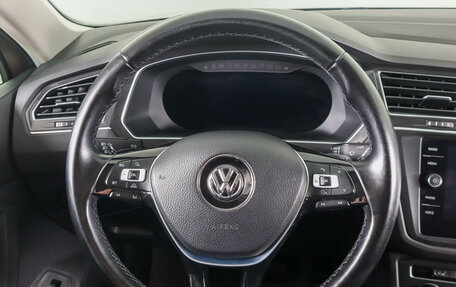 Volkswagen Tiguan II, 2017 год, 3 099 000 рублей, 17 фотография