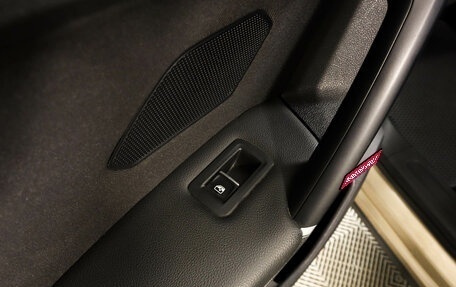 Volkswagen Tiguan II, 2017 год, 3 099 000 рублей, 27 фотография