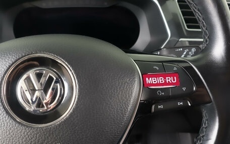 Volkswagen Tiguan II, 2017 год, 3 099 000 рублей, 19 фотография