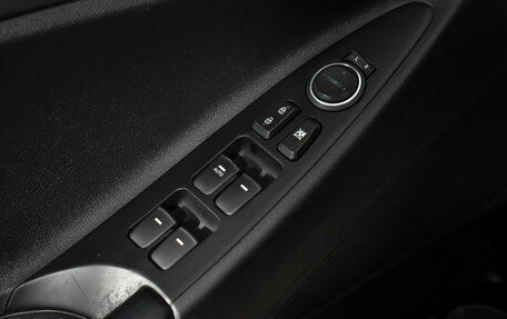 Hyundai Sonata VI, 2012 год, 1 049 000 рублей, 13 фотография