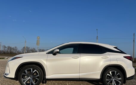 Lexus RX IV рестайлинг, 2021 год, 5 880 000 рублей, 7 фотография