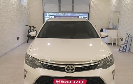 Toyota Camry, 2017 год, 2 250 000 рублей, 1 фотография