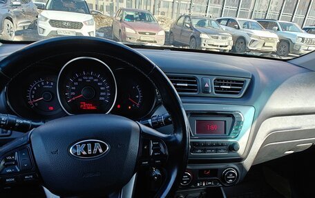 KIA Rio III рестайлинг, 2014 год, 950 000 рублей, 8 фотография