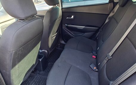 KIA Rio III рестайлинг, 2014 год, 950 000 рублей, 10 фотография