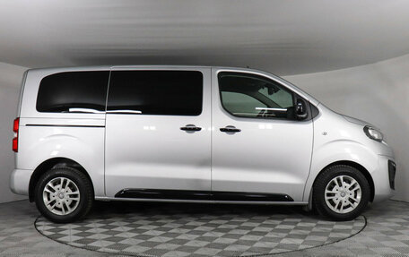 Peugeot Traveller I, 2018 год, 2 497 000 рублей, 4 фотография