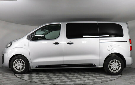 Peugeot Traveller I, 2018 год, 2 497 000 рублей, 8 фотография