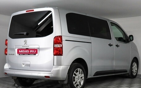 Peugeot Traveller I, 2018 год, 2 497 000 рублей, 5 фотография