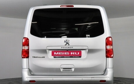 Peugeot Traveller I, 2018 год, 2 497 000 рублей, 6 фотография