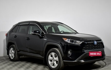 Toyota RAV4, 2020 год, 3 600 000 рублей, 3 фотография