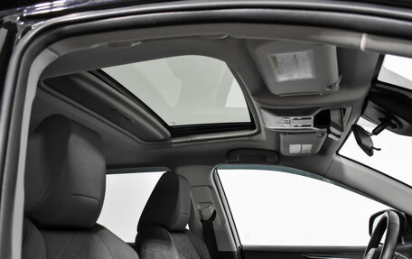 Toyota RAV4, 2020 год, 3 600 000 рублей, 21 фотография