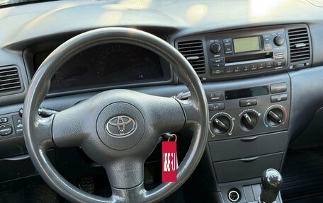 Toyota Corolla, 2004 год, 520 000 рублей, 16 фотография