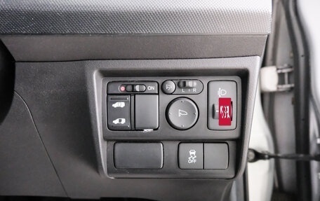 Honda Freed I, 2012 год, 1 149 000 рублей, 19 фотография