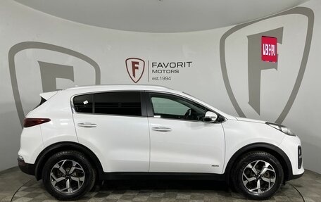 KIA Sportage IV рестайлинг, 2018 год, 2 099 000 рублей, 4 фотография
