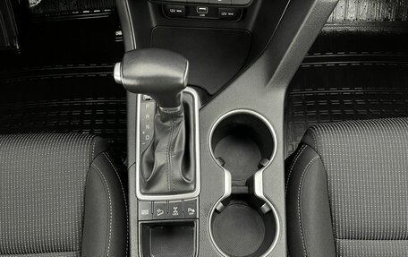 KIA Sportage IV рестайлинг, 2018 год, 2 099 000 рублей, 13 фотография