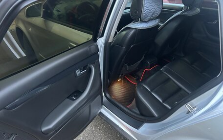 Audi A4, 2003 год, 435 000 рублей, 11 фотография