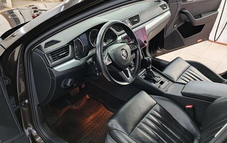 Skoda Superb III рестайлинг, 2018 год, 2 200 000 рублей, 9 фотография