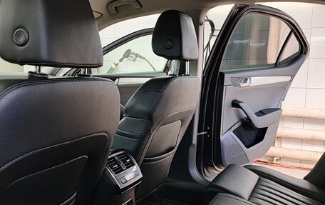 Skoda Superb III рестайлинг, 2018 год, 2 200 000 рублей, 5 фотография