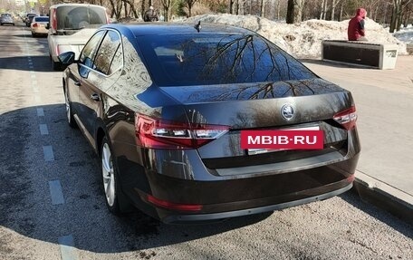 Skoda Superb III рестайлинг, 2018 год, 2 200 000 рублей, 30 фотография